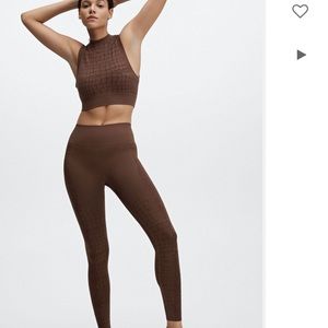 High-Waisted Seamless Reptile Legging and crop top set